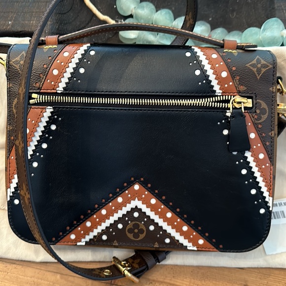 Limited Edition Highly Coveted Louis Vuitton Pochette Matis